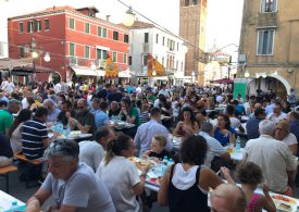 La Brigata Gustabili (Titoli Minori) con i Fasolari alla Sagra del Pesce di Chioggia