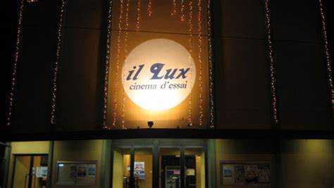 Al Lux per la rassegna "Cinesguardi"