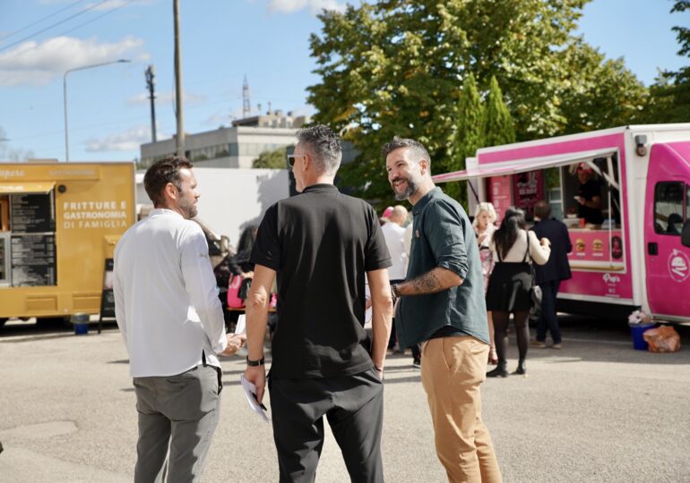 Street Food Legends: Le Papere Itineranti trionfano nella prima tappa di Vicenza