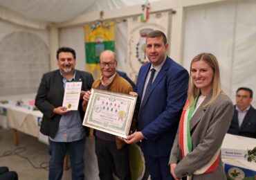 Roberto Ragazzi trionfa al Premio Oleario Pomea d’Oro: l’oro verde dei Colli Euganei brilla ancora