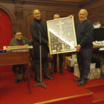 Pittura, poesia e solidarietà: Chioggia unita per sostenere il trasporto dei disabili