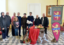 Altamura–Monselice: consegnata in Comune l’opera della Giostra della Rocca e rilanciato “Il Piatto di Federico II”