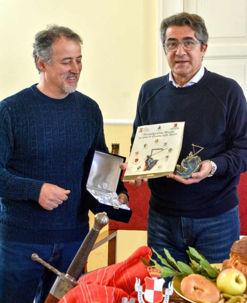 Il Sindaco di Altamura e l'opera Giostra della Rocca di Monselice