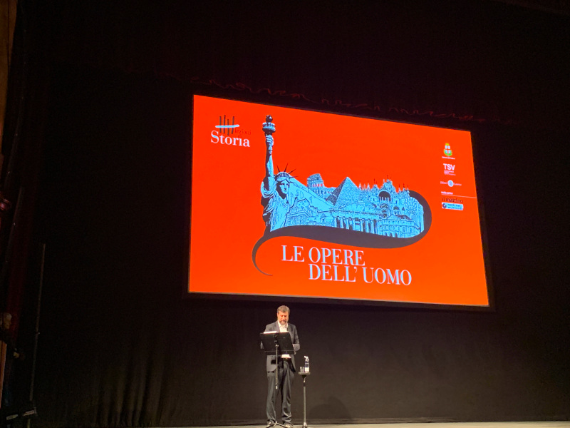 Carlo Greppi a Teatro Verdi di Padova per il ciclo conferenze promosso dalla casa editrice Laterza