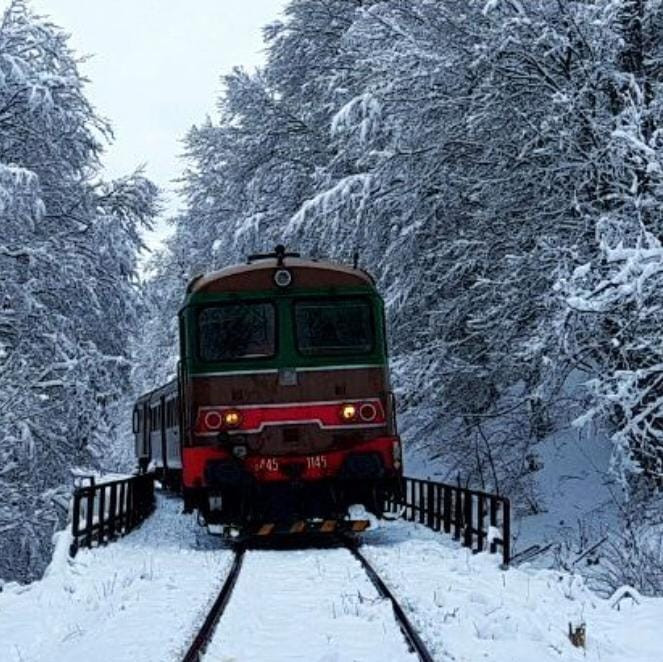 tratta della linea Sulmona-Carpinone