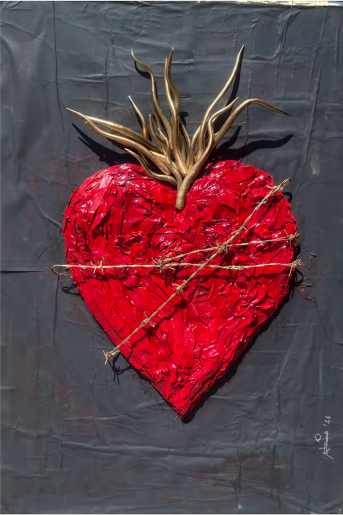 cuore rosso, opera di Marcello Iovino