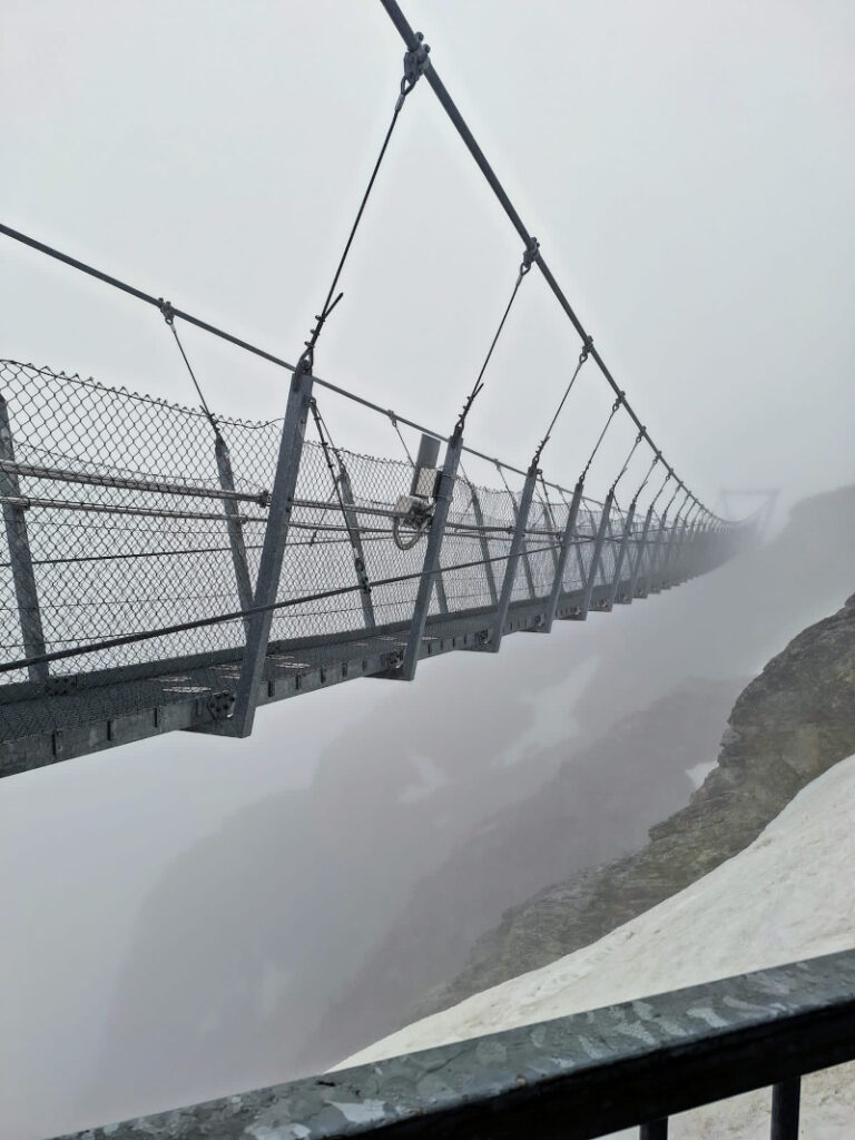 Titlis Cliff Walk